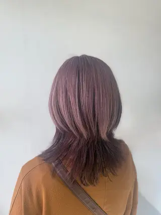 ミディアム カラー アダニヤ ナツキのヘアスタイル