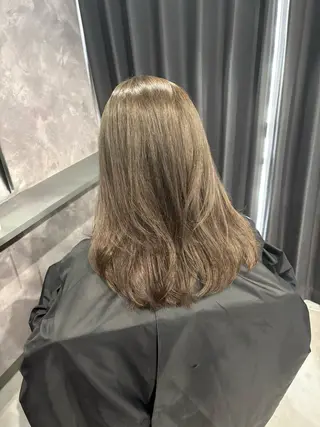 カラー nameless miichiのヘアスタイル
