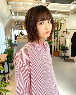 ミディアム moro 丁寧なカウンセリングのヘアスタイル