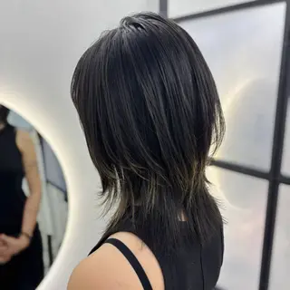 ミディアム Ren. 🦋デザインカラーのヘアスタイル