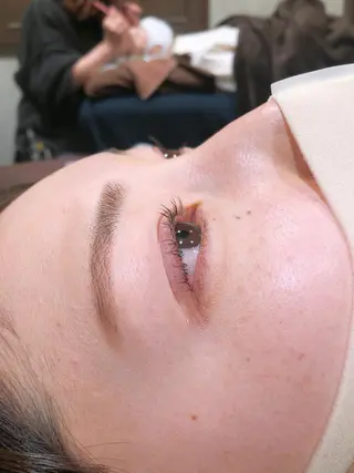 マツエク・マツパ 小林 遥香の眉毛・アイブロウイメージ