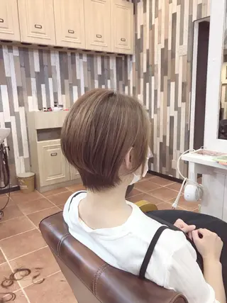 ショート 大澤 唯のヘアスタイル