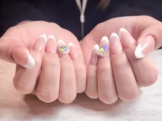 ネイル LEFTNAILS フィルインニュアンスのネイルデザイン