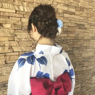 ミディアム カラー パーマ ヘアアレンジ ネイル 【サンバイエム】 公式のエステ・リラクイメージ
