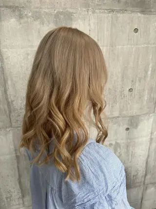 ロング カラー torico yuriのヘアスタイル