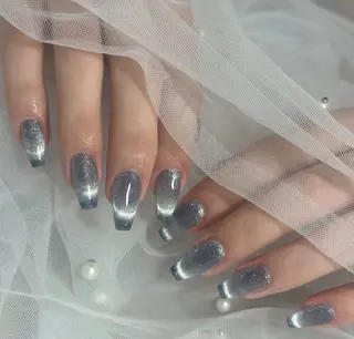 ネイル LAVISH momoneのネイルデザイン