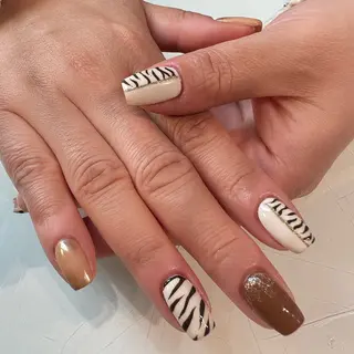 ミディアム 🦋Nail Amo🦋のネイルデザイン