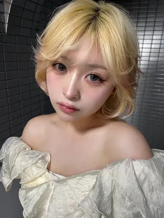 カラー 盛れる顔周り✨韓国式 レイヤーkanatoのヘアスタイル