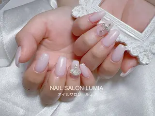 ネイル ネイルサロン ルミア Lumia 店長施術のネイルデザイン