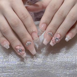 ネイル Queens テイのネイルデザイン