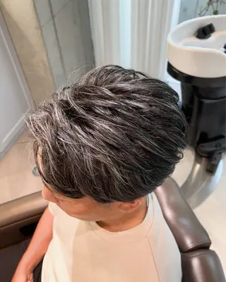 ショート 早稲田 千尋のヘアスタイル