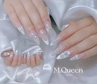 ネイル MQueen ネイルサロンのネイルデザイン