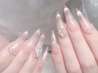 ネイル キラ キラのネイルデザイン