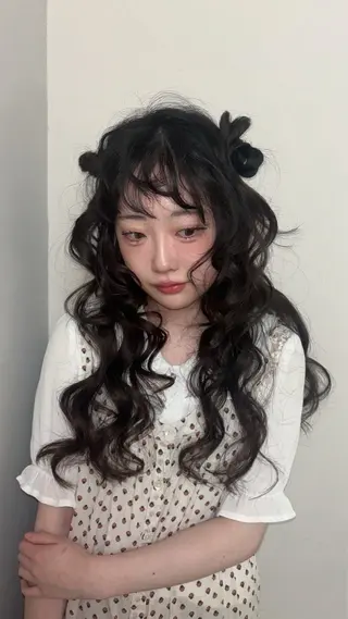 ロング miteゆい カラーモデルのヘアスタイル