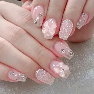 ネイル Queens テイのネイルデザイン
