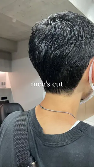 ショート メンズ 吉田一輝 外国人パーマのヘアスタイル