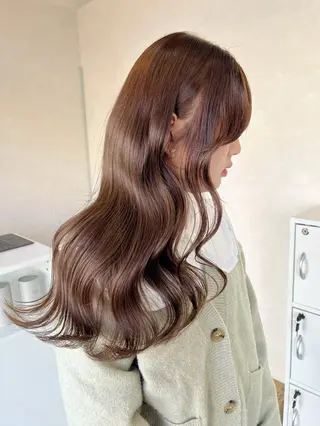 ロング カラー 長山 茉白のヘアスタイル