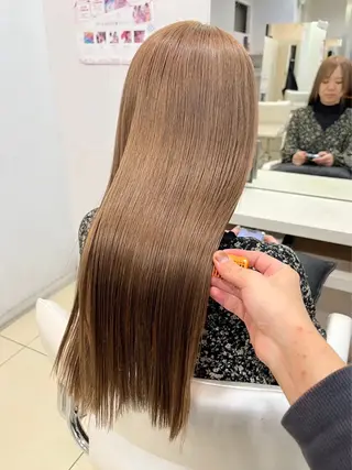 ロング [髪質改善カラー] 結城のヘアスタイル