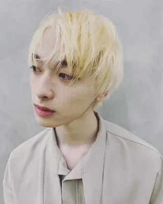 メンズ 💓パーマ，💗 レイヤーカットのヘアスタイル
