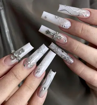 ネイル Noél_ Rikiのネイルデザイン