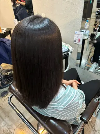 ミディアム 猪瀬 純子のヘアスタイル
