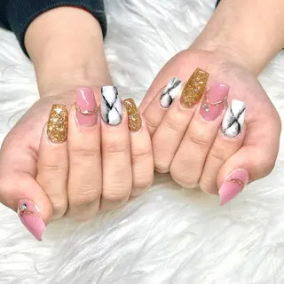 ショート ネイル Y. Sのネイルデザイン