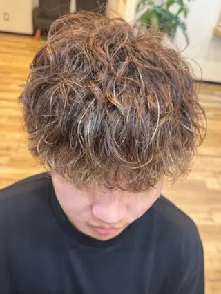メンズ パーマ 工藤 裕樹のヘアスタイル