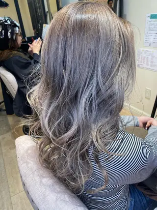 ロング カラー トップスタイリスト/ アユミのヘアスタイル