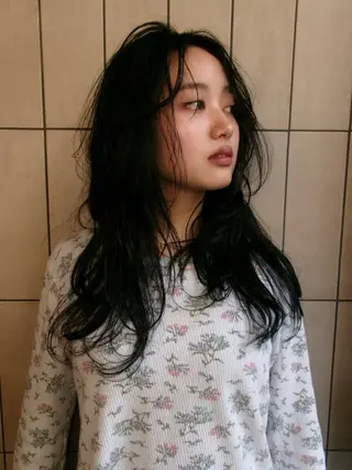 ロング 林 倖生(三軒茶屋)のヘアスタイル