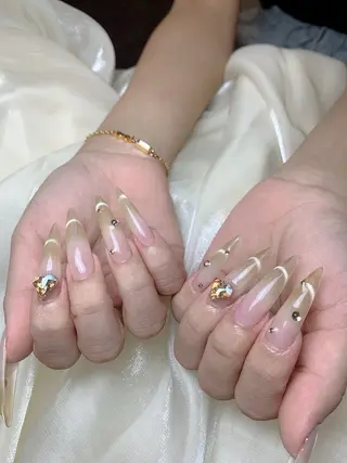 ネイル Nail salon EN🎀のネイルデザイン