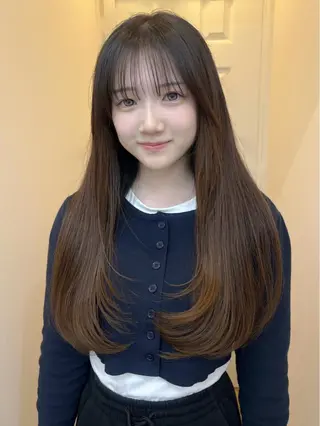 ロング yuka/ロング/ レイヤーカットモデルのヘアスタイル