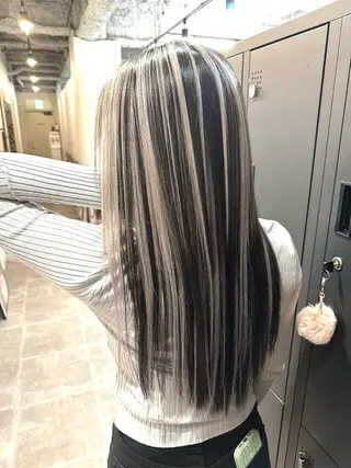 ロング カラー シール、 ハネエクステのヘアスタイル