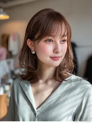 ミディアム 韓国×艶ハイトーンが ✨絶対可愛い✨リオ✨のヘアスタイル