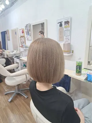 ミディアム GLOSS 心斎橋 山上のヘアスタイル