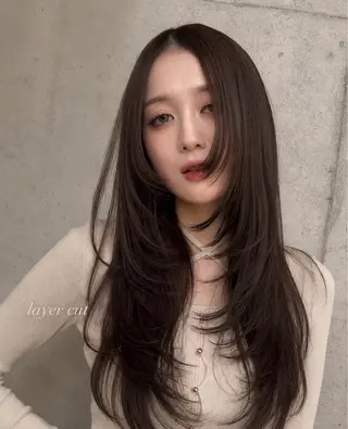 セミロング カラー ヘアアレンジ 🌫️大人韓国ヘア 🌫️naoyaのヘアスタイル
