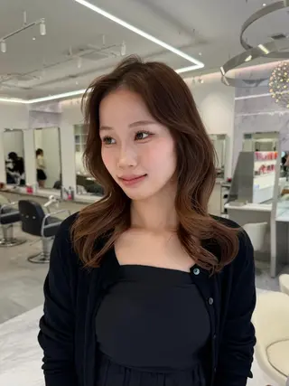 セミロング parvemix平野 真央🎀💞のヘアスタイル