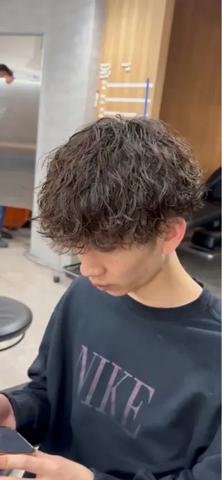 パーマ メンズ ハイトーン特化 メンズ美容師仁也のヘアスタイル