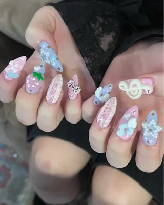 ネイル BERA NAILSのネイルデザイン
