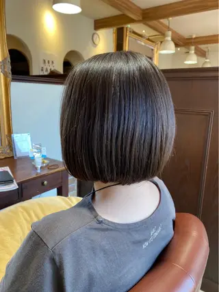 ショート 安中 莉椰のヘアスタイル