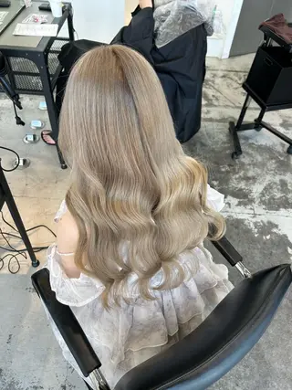 セミロング カラー ヘアアレンジ 🎀ブリーチ×艶髪 🎀 ♡さや♡のヘアスタイル