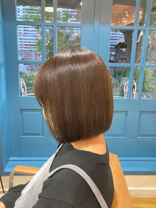 ミディアム カラー 靏 美咲のヘアスタイル