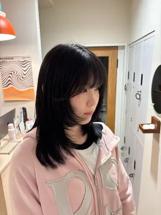 ミディアム カラー 長谷川 澄のヘアスタイル