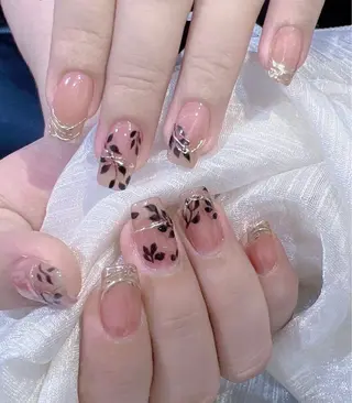 ネイル Hin Hana Nailのネイルデザイン