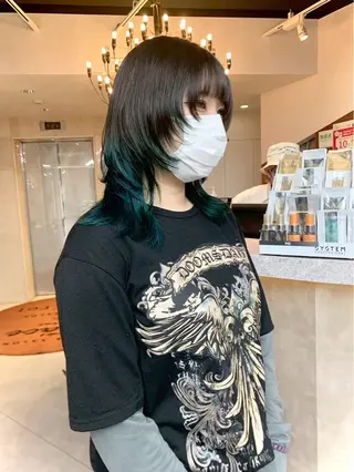 セミロング カラー も も えのヘアスタイル