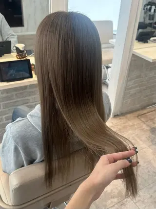 ロング カラー 重松 美結のヘアスタイル