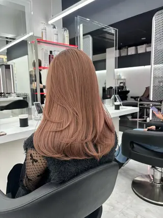 ロング 抜け感レイヤー︴ ニュアンスカラーのヘアスタイル