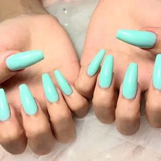 ネイル Jr.ネイリスト🤍 【Alissa】新栄のネイルデザイン