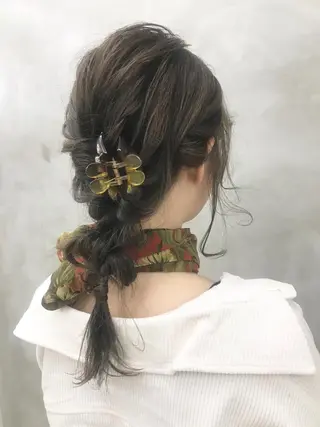 ヘアアレンジ 💓パーマ，💗 レイヤーカットのヘアスタイル