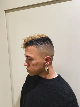 ショート カラー パーマ ヘアアレンジ メンズ フェードモデル限定 🔥高円寺Maiのヘアスタイル