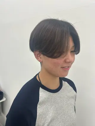 ショート 金子 莉緒のヘアスタイル